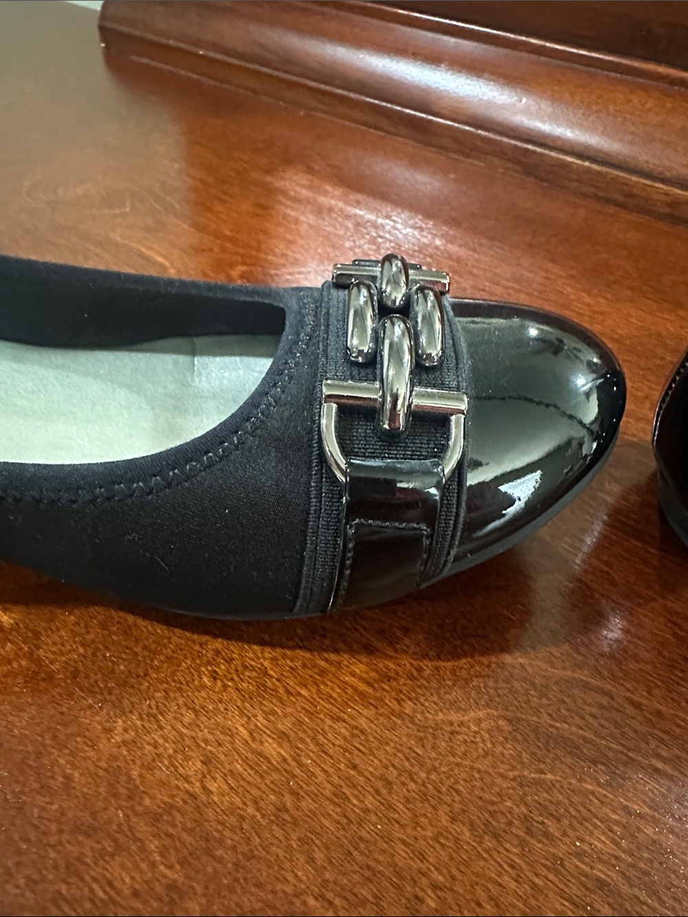 Anne Klein Women's Black Patent Cap-Toe Flats - Picture 9 of 16